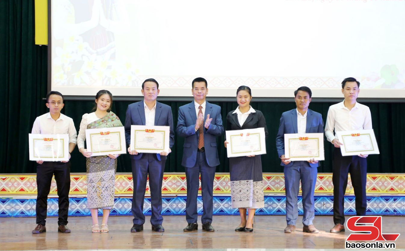 Hải Phòng, Sơn La tổ chức giao lưu chào mừng Quốc khánh Lào Hải Phòng, Sơn La tổ chức giao lưu chào mừng Quốc khánh Lào