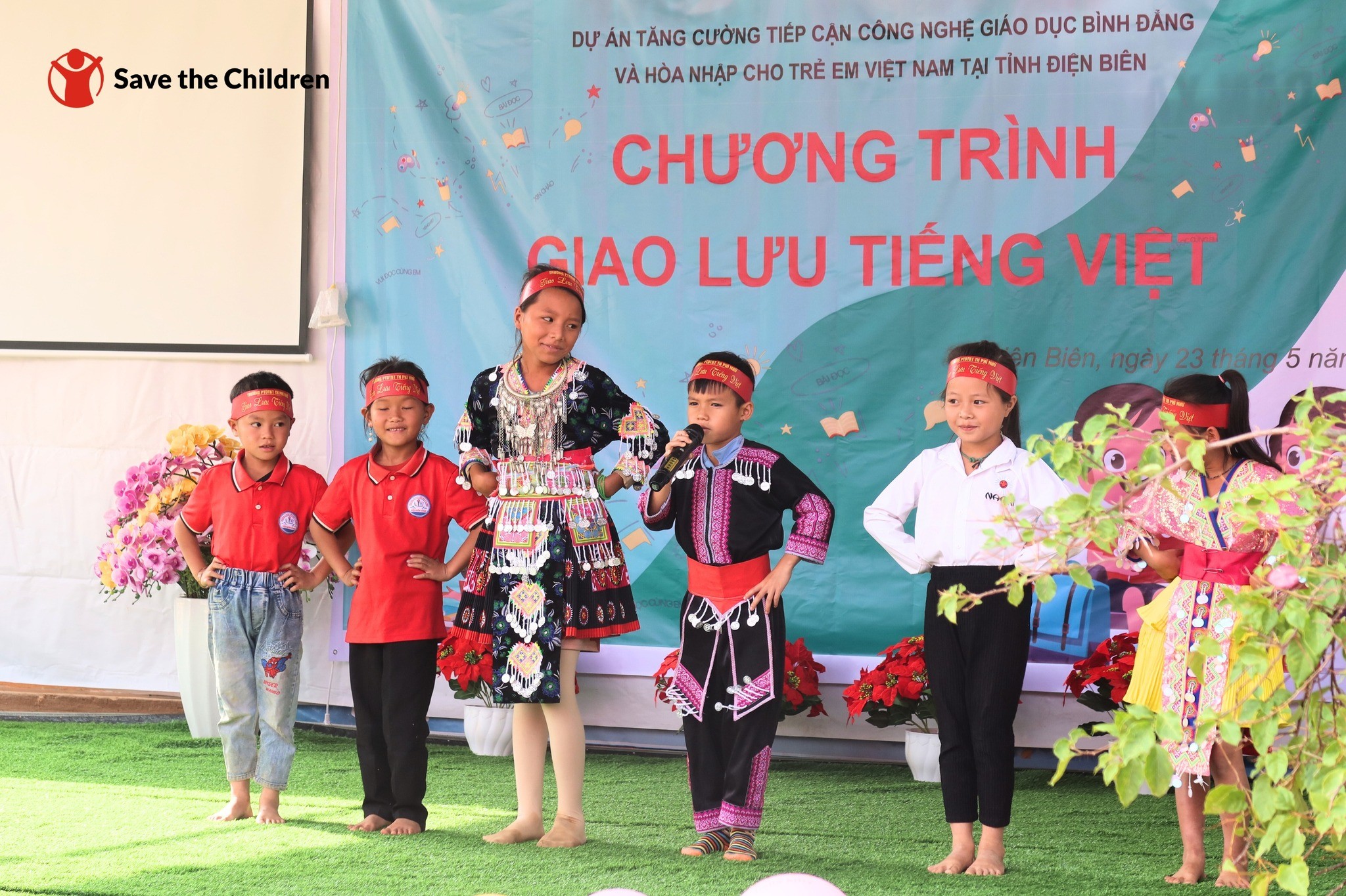 Hành trình 35 năm Tổ chức Cứu trợ Trẻ em tại Việt Nam: Không ngừng thay đổi và phát triển vì trẻ em Việt Hành trình 35 năm Tổ chức Cứu trợ Trẻ em tại Việt Nam: Không ngừng thay đổi và phát triển vì trẻ em Việt