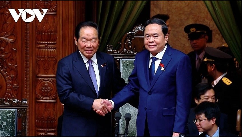 National Assembly Chairman Tran Thanh Man (R) and Speaker of the House of Representatives of Japan Nukaga Fukushiro. National Assembly Chairman Tran Thanh Man (R) and Speaker of the House of Representatives of Japan Nukaga Fukushiro.