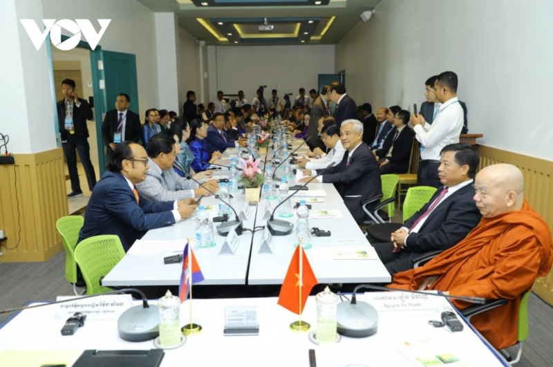 Vun đắp tình hữu nghị truyền thống và hợp tác toàn diện Việt Nam - Campuchia Vun đắp tình hữu nghị truyền thống và hợp tác toàn diện Việt Nam - Campuchia