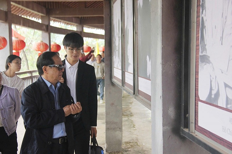 Tiếp tục thúc đẩy quan hệ hữu nghị, hợp tác giữa Việt Nam và Khu tự trị dân tộc Choang Quảng Tây, Trung Quốc Tiếp tục thúc đẩy quan hệ hữu nghị, hợp tác giữa Việt Nam và Khu tự trị dân tộc Choang Quảng Tây, Trung Quốc
