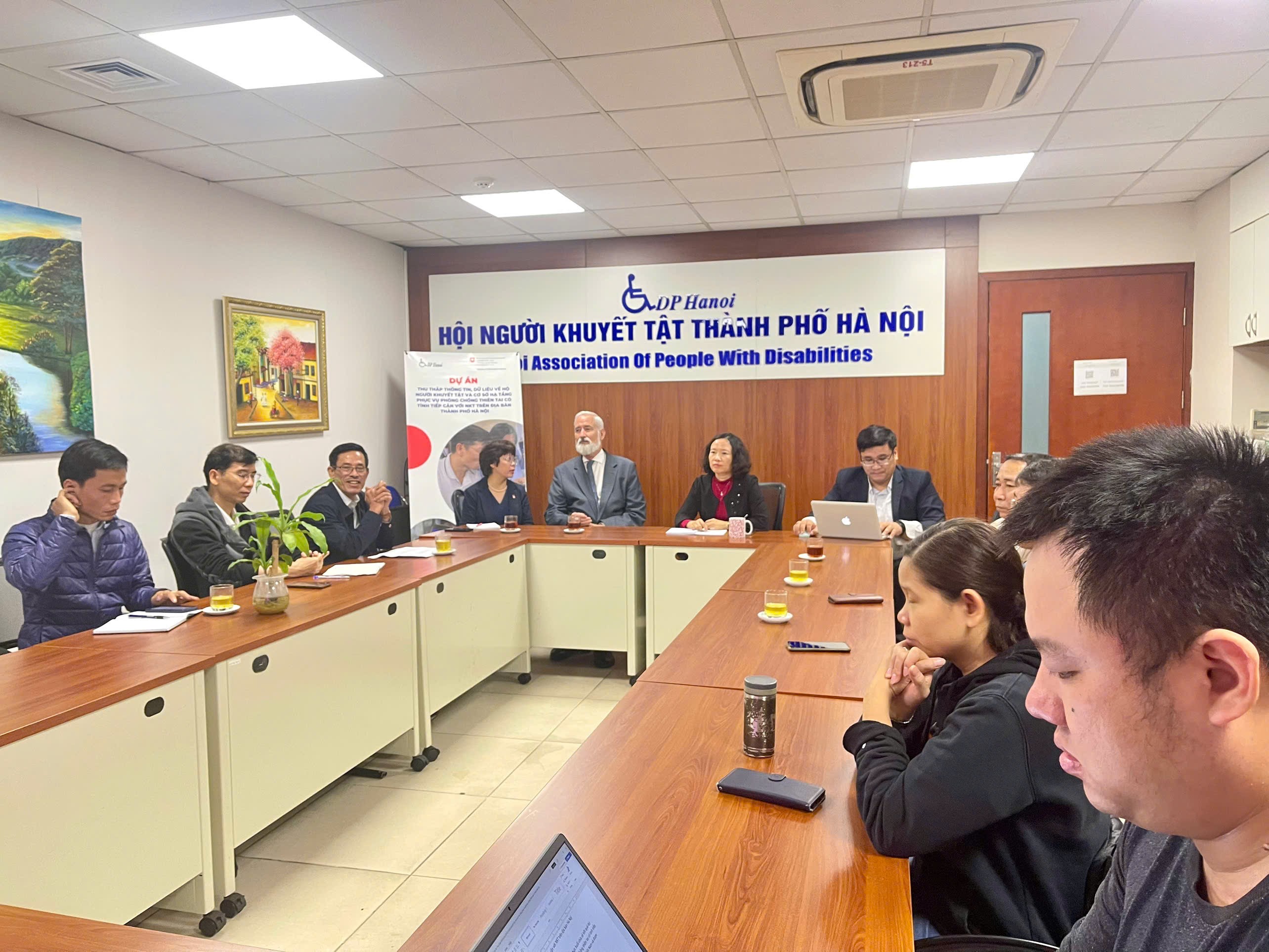 Phát triển cơ sở dữ liệu hỗ trợ người khuyết tật trong phòng chống thiên tai Phát triển cơ sở dữ liệu hỗ trợ người khuyết tật trong phòng chống thiên tai