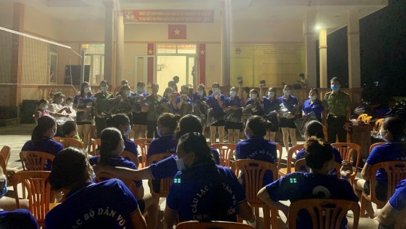 IOM hỗ trợ tỉnh Quảng Bình nâng cao nhận thức cho người dân về di cư an toàn, hợp pháp IOM hỗ trợ tỉnh Quảng Bình nâng cao nhận thức cho người dân về di cư an toàn, hợp pháp