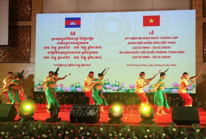 Trang trọng kỷ niệm 80 năm ngày thành lập Quân đội Nhân dân Việt Nam tại Campuchia Trang trọng kỷ niệm 80 năm ngày thành lập Quân đội Nhân dân Việt Nam tại Campuchia