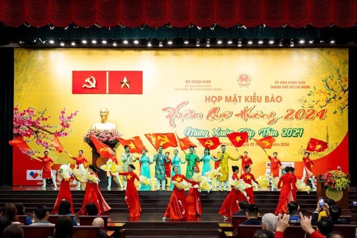 Chương trình Xuân Quê hương 2025 sẽ diễn ra từ ngày 18 đến 21/1/2025 Chương trình Xuân Quê hương 2025 sẽ diễn ra từ ngày 18 đến 21/1/2025