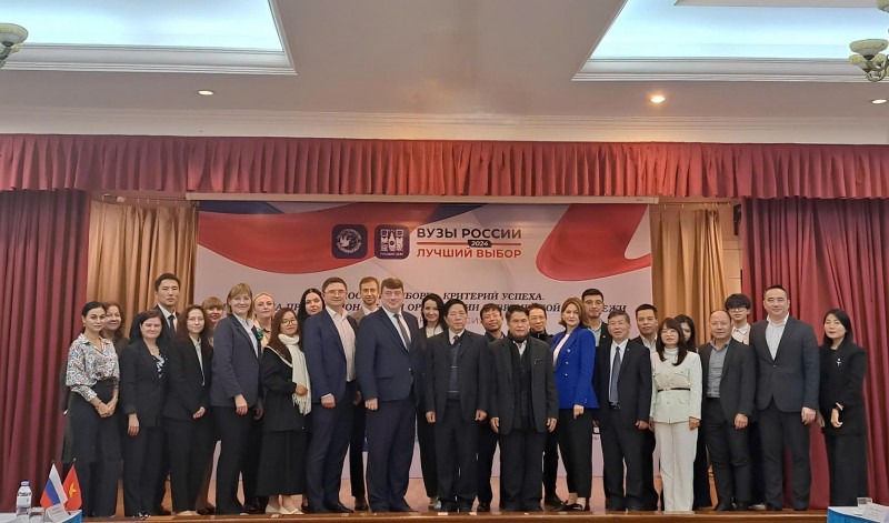 Hội nghị giáo dục Việt - Nga: chia sẻ kinh nghiệm hỗ trợ học sinh, sinh viên Hội nghị giáo dục Việt - Nga: chia sẻ kinh nghiệm hỗ trợ học sinh, sinh viên