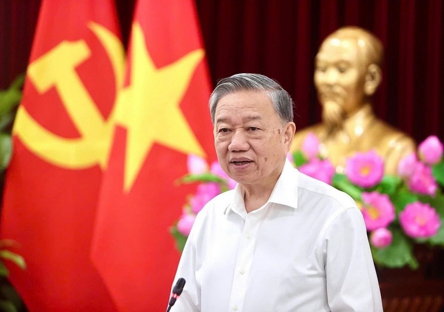 Basis for Positioning the Target and Historical Opportunity to Bring the Vietnam into New Era Basis for Positioning the Target and Historical Opportunity to Bring the Vietnam into New Era