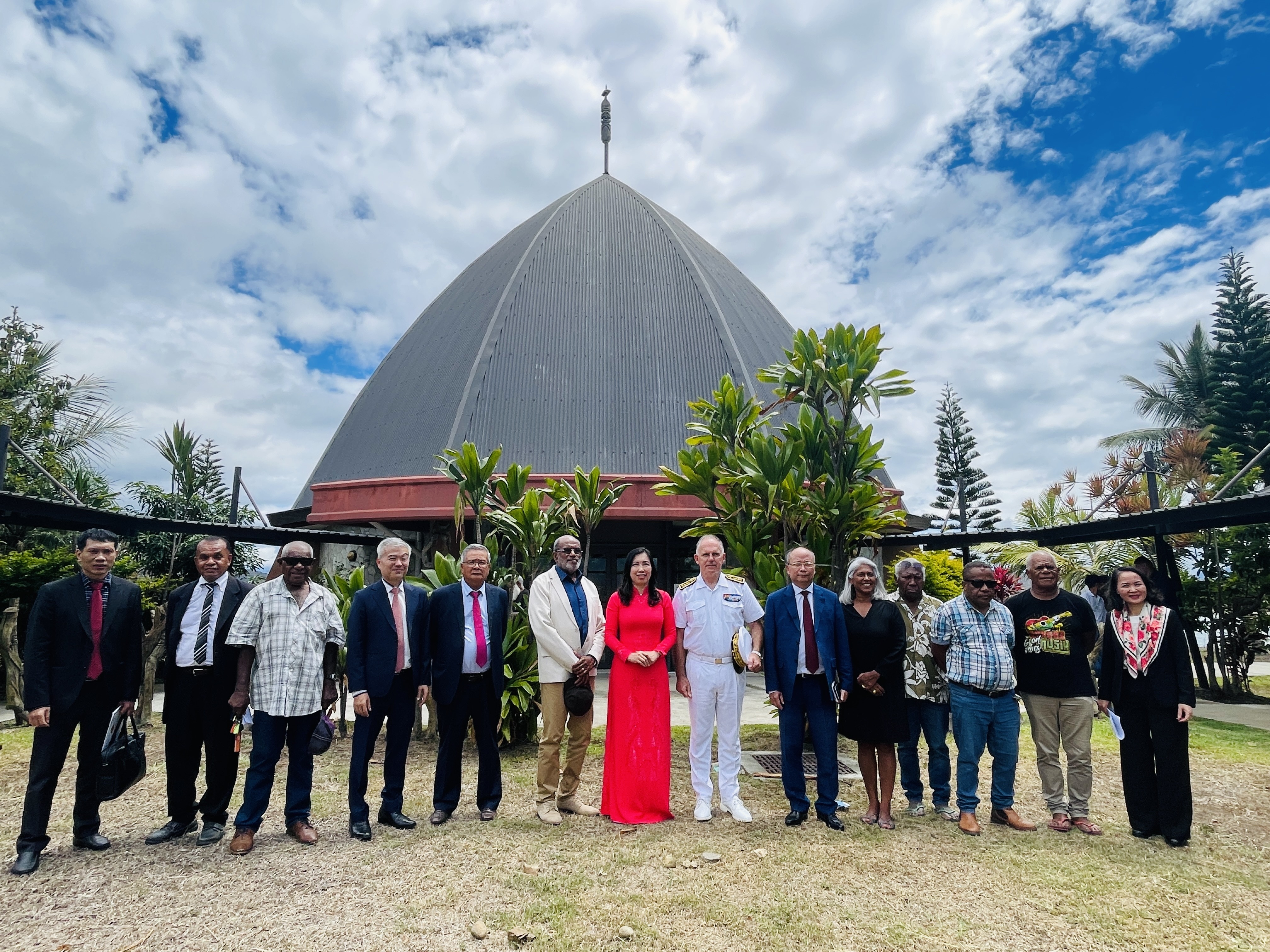 Việt Nam sẵn sàng chia sẻ kinh nghiệm với New Caledonia trong phát triển du lịch, nông nghiệp và chế biến nông sản Việt Nam sẵn sàng chia sẻ kinh nghiệm với New Caledonia trong phát triển du lịch, nông nghiệp và chế biến nông sản