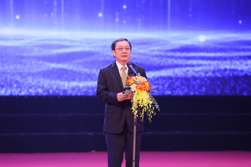 Tôn vinh các doanh nghiệp linh hoạt ứng phó, thích nghi mạnh mẽ với khó khăn thách thức