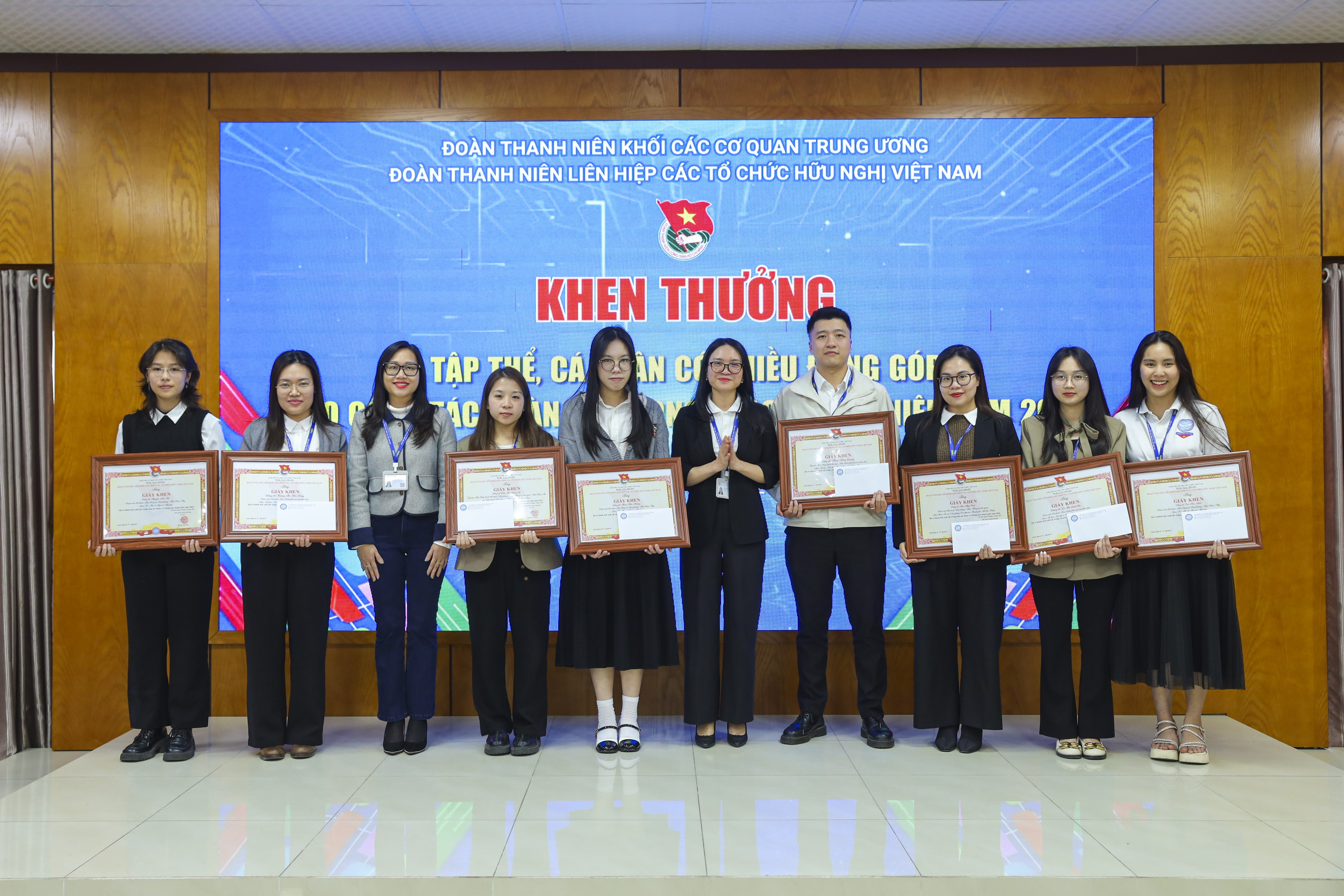 Đoàn Thanh niên Liên hiệp các tổ chức hữu nghị Việt Nam tổng kết công tác Đoàn và Phong trào thanh niên năm 2024 Đoàn Thanh niên Liên hiệp các tổ chức hữu nghị Việt Nam tổng kết công tác Đoàn và Phong trào thanh niên năm 2024