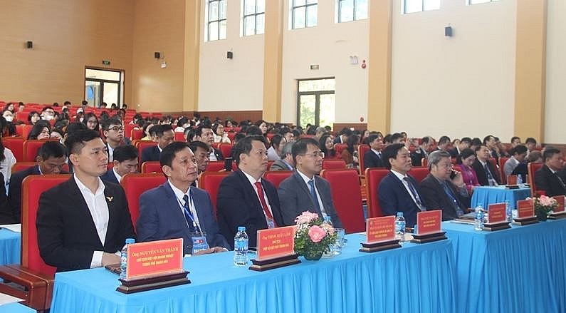 Assoc. Prof. Dr. Le Viet Bau Elected President of Vietnam-US Friendship Association in Thanh Hoa for 2024–2029 Term Assoc. Prof. Dr. Le Viet Bau Elected President of Vietnam-US Friendship Association in Thanh Hoa for 2024–2029 Term