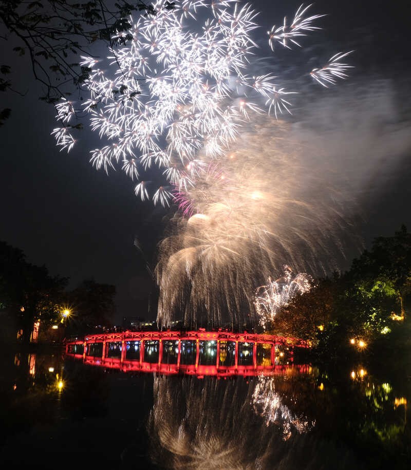 Fireworks To Light Up Skies Over Hanoi For New Year Celebrations Fireworks To Light Up Skies Over Hanoi For New Year Celebrations