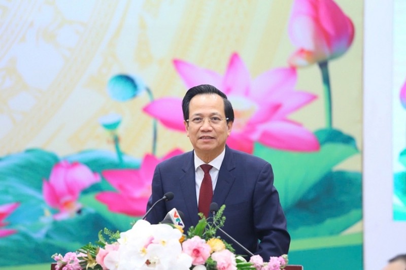 Phó Thủ tướng Lê Thành Long: Tiếp tục làm tốt hơn các chính sách LĐ-TB&XH Phó Thủ tướng Lê Thành Long: Tiếp tục làm tốt hơn các chính sách LĐ-TB&XH