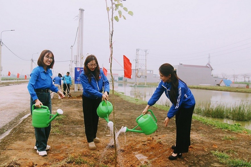President Ho Chi Minh’s Vision: Foundation for a Green Vietnam President Ho Chi Minh’s Vision: Foundation for a Green Vietnam