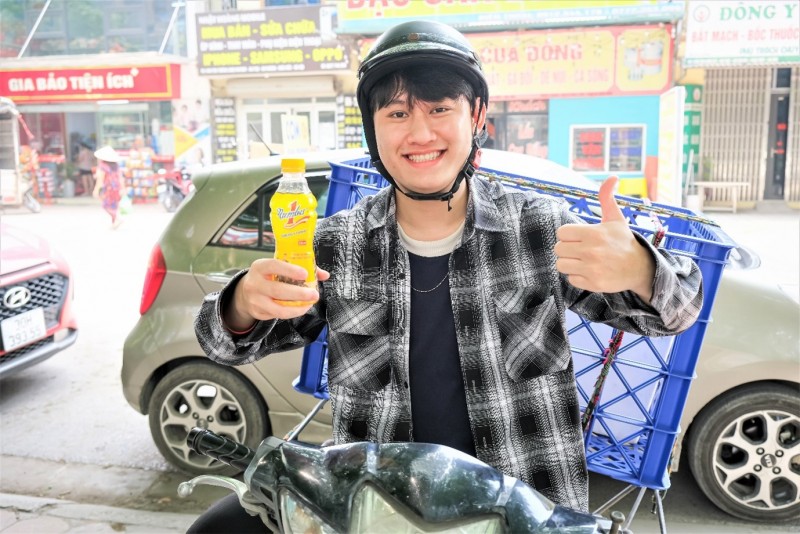 Nước tăng lực Number 1 đã trở thành người bạn đồng hành tiếp năng lượng cho nhiều người lao động luôn giữ đam mê với công việc Nước tăng lực Number 1 đã trở thành người bạn đồng hành tiếp năng lượng cho nhiều người lao động luôn giữ đam mê với công việc