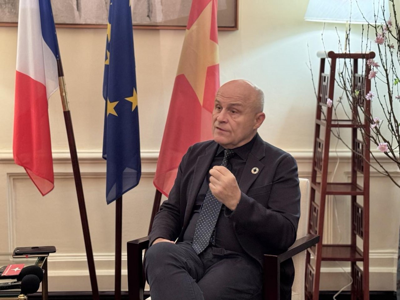 Ambassador Olivier Poivre d'Arvor, Special Envoy of the French President for the Polar Regions and Oceans Ambassador Olivier Poivre d'Arvor, Special Envoy of the French President for the Polar Regions and Oceans
