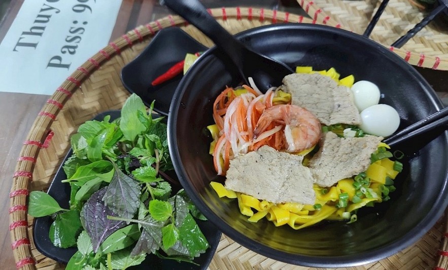 Quang-Style Noodles (Mì Quảng) is among famous dishes in the central region. (Photo courtesy of TasteAtlas) Quang-Style Noodles (Mì Quảng) is among famous dishes in the central region. (Photo courtesy of TasteAtlas)