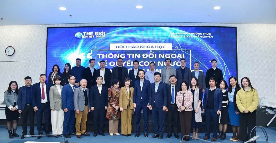Fostering Innovation in Dissemination of External Information of Human Rights Fostering Innovation in Dissemination of External Information of Human Rights