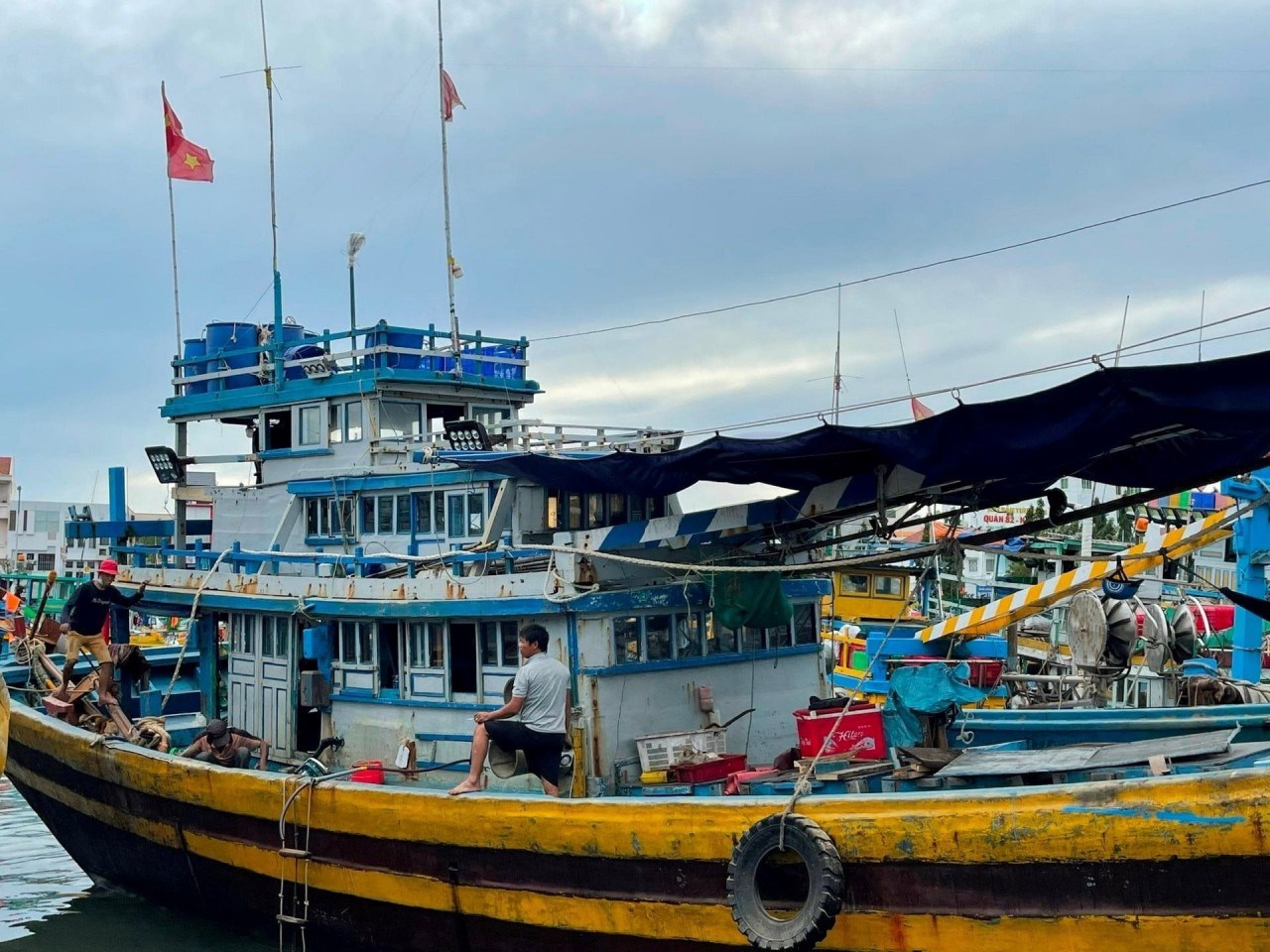 Binh Thuan is focusing on restructuring its offshore fishing fleet, improving support for fishermen, and implementing national strategies to combat IUU fishing.