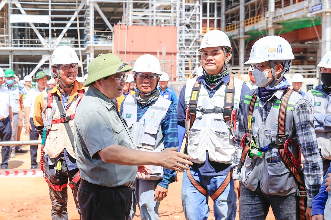 ĐỔI MỚI, SÁNG TẠO, TĂNG TỐC, BỨT PHÁ, ĐƯA ĐẤT NƯỚC VỮNG BƯỚC TIẾN VÀO KỶ NGUYÊN VƯƠN MÌNH, PHÁT TRIỂN GIÀU MẠNH, VĂN MINH, THỊNH VƯỢNG CỦA DÂN TỘC- Ảnh 2. ĐỔI MỚI, SÁNG TẠO, TĂNG TỐC, BỨT PHÁ, ĐƯA ĐẤT NƯỚC VỮNG BƯỚC TIẾN VÀO KỶ NGUYÊN VƯƠN MÌNH, PHÁT TRIỂN GIÀU MẠNH, VĂN MINH, THỊNH VƯỢNG CỦA DÂN TỘC- Ảnh 2.