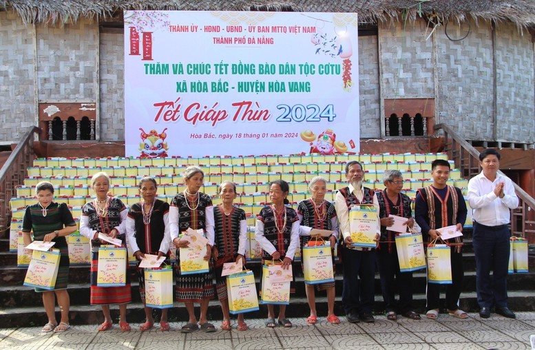 Đà Nẵng: Nhiều chương trình thiết thực, nhân văn dành cho người dân trong dịp Tết Đà Nẵng: Nhiều chương trình thiết thực, nhân văn dành cho người dân trong dịp Tết
