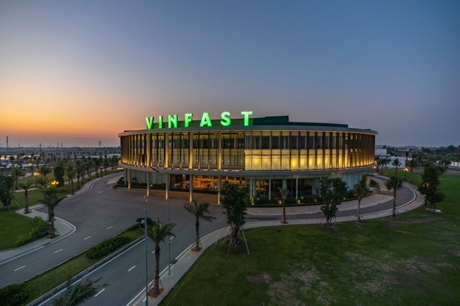 CNN Indonesia: 'VinFast năm 2024 - Số một thị trường nội địa, bứt phá toàn cầu' CNN Indonesia: 'VinFast năm 2024 - Số một thị trường nội địa, bứt phá toàn cầu'