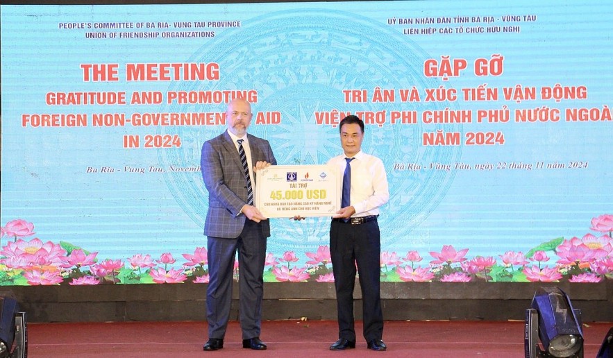 Ba Ria - Vung Tau Honors and Promotes Foreign Non-governmental Aid Mobilization Ba Ria - Vung Tau Honors and Promotes Foreign Non-governmental Aid Mobilization