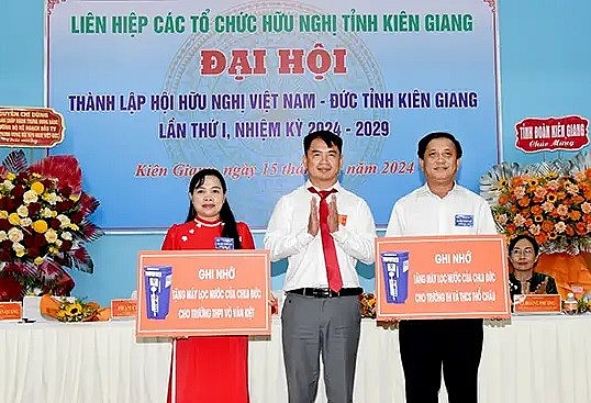 Kien Giang's Friendship Association To Promote Vietnam-Germany Friendship Kien Giang's Friendship Association To Promote Vietnam-Germany Friendship