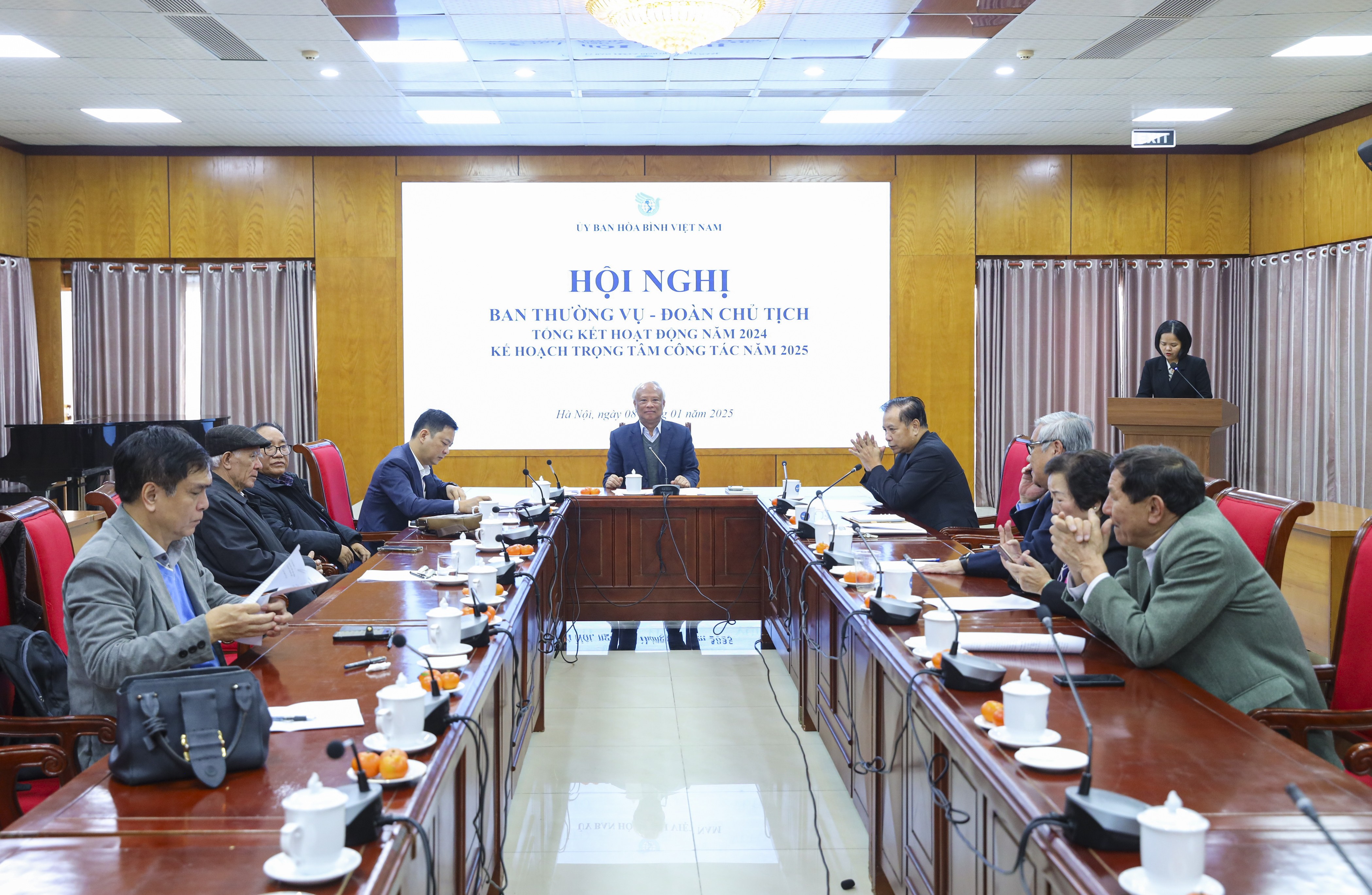 Ủy ban Hòa bình Việt Nam sẽ đẩy mạnh giáo dục hòa bình trong năm 2025 Ủy ban Hòa bình Việt Nam sẽ đẩy mạnh giáo dục hòa bình trong năm 2025