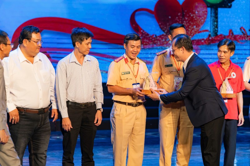 Chương trình nghệ thuật “một chút yêu thương