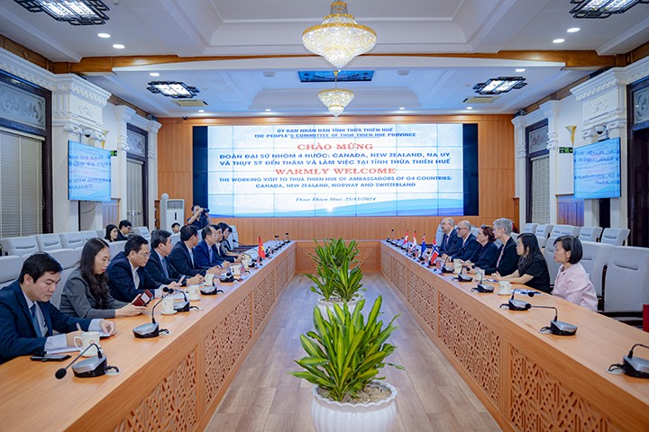 Đối ngoại là “cửa ngõ”, “cầu nối” của Thành phố Huế với bạn bè quốc tế Đối ngoại là “cửa ngõ”, “cầu nối” của Thành phố Huế với bạn bè quốc tế