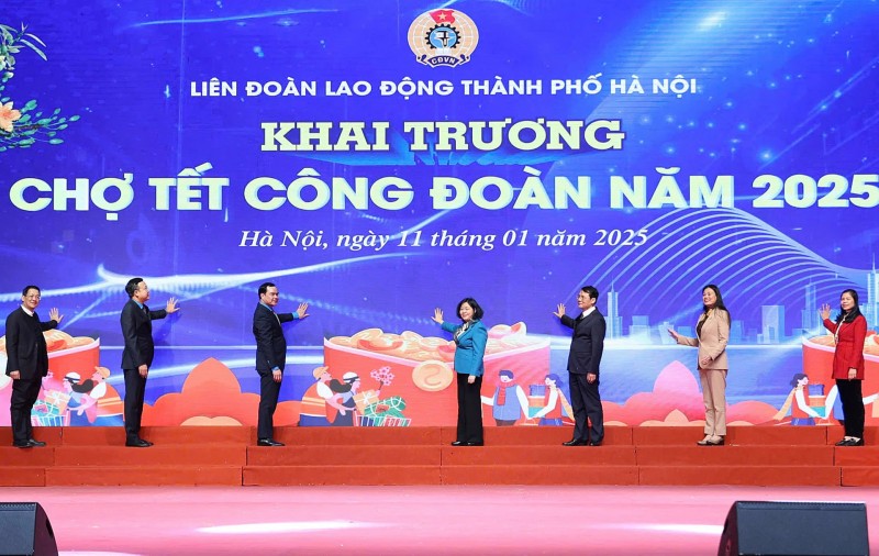 Mang Tết ấm áp đến với người lao động Thủ đô Mang Tết ấm áp đến với người lao động Thủ đô