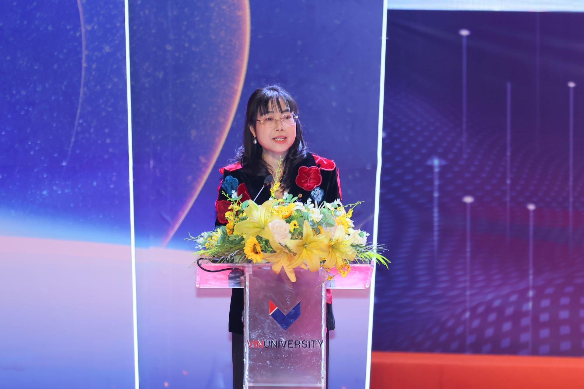 Trường đại học của tỷ phú Phạm Nhật Vượng được Bộ GD&ĐT vinh danh Trường đại học của tỷ phú Phạm Nhật Vượng được Bộ GD&ĐT vinh danh