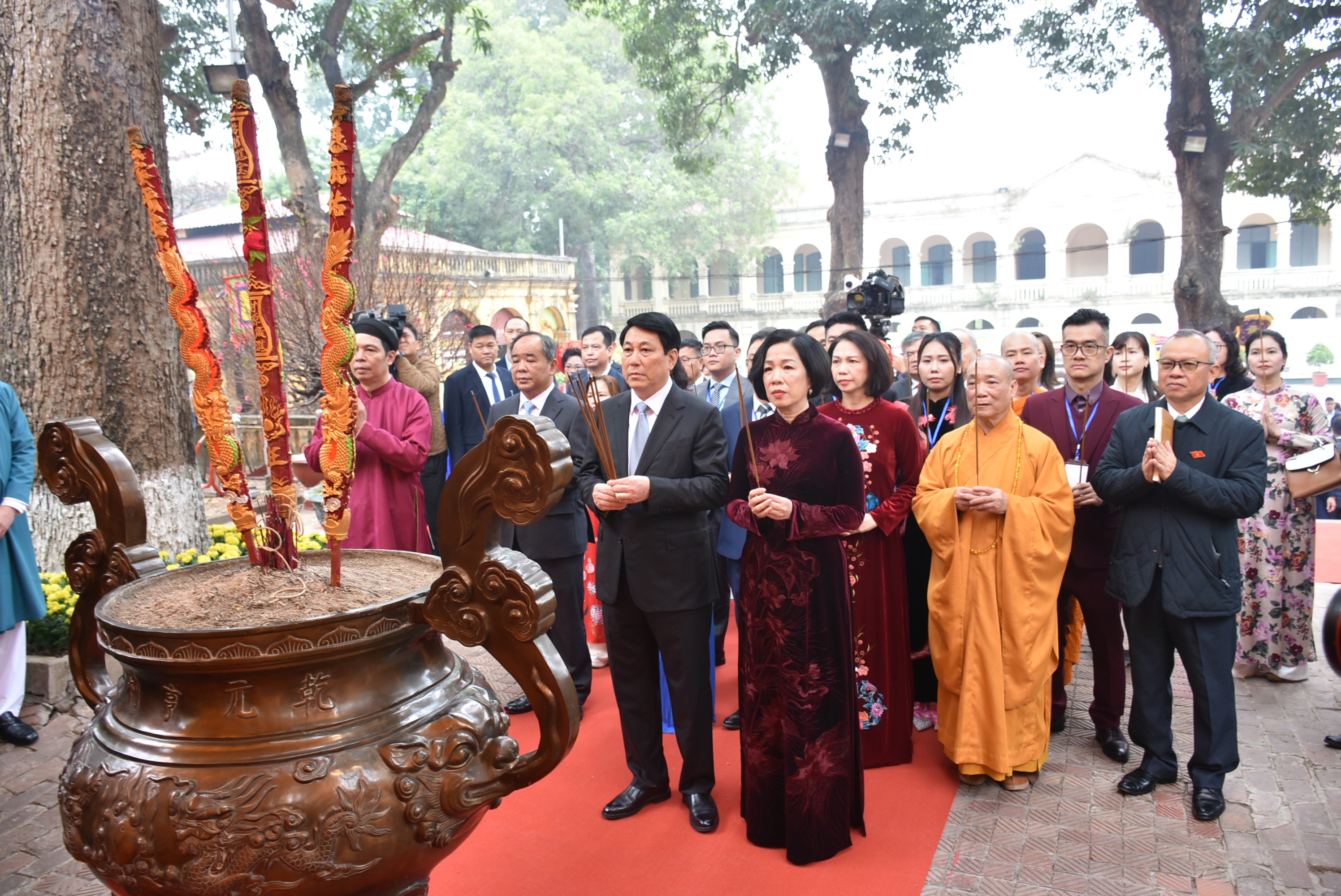 Đoàn đại biểu kiều bào tham gia các hoạt động đón Tết cổ truyền dân tộc Đoàn đại biểu kiều bào tham gia các hoạt động đón Tết cổ truyền dân tộc