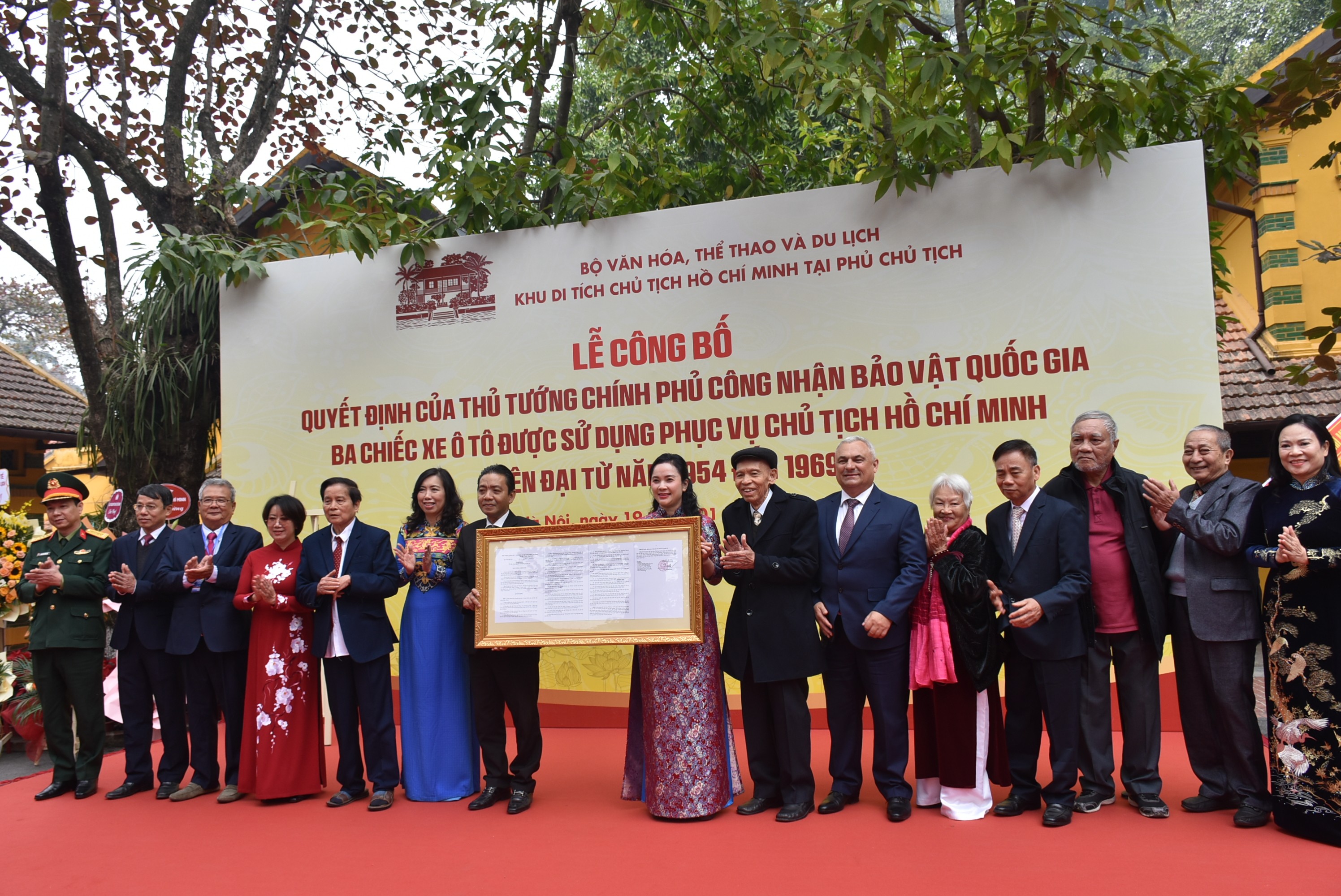 Đoàn đại biểu kiều bào tham gia các hoạt động đón Tết cổ truyền dân tộc Đoàn đại biểu kiều bào tham gia các hoạt động đón Tết cổ truyền dân tộc