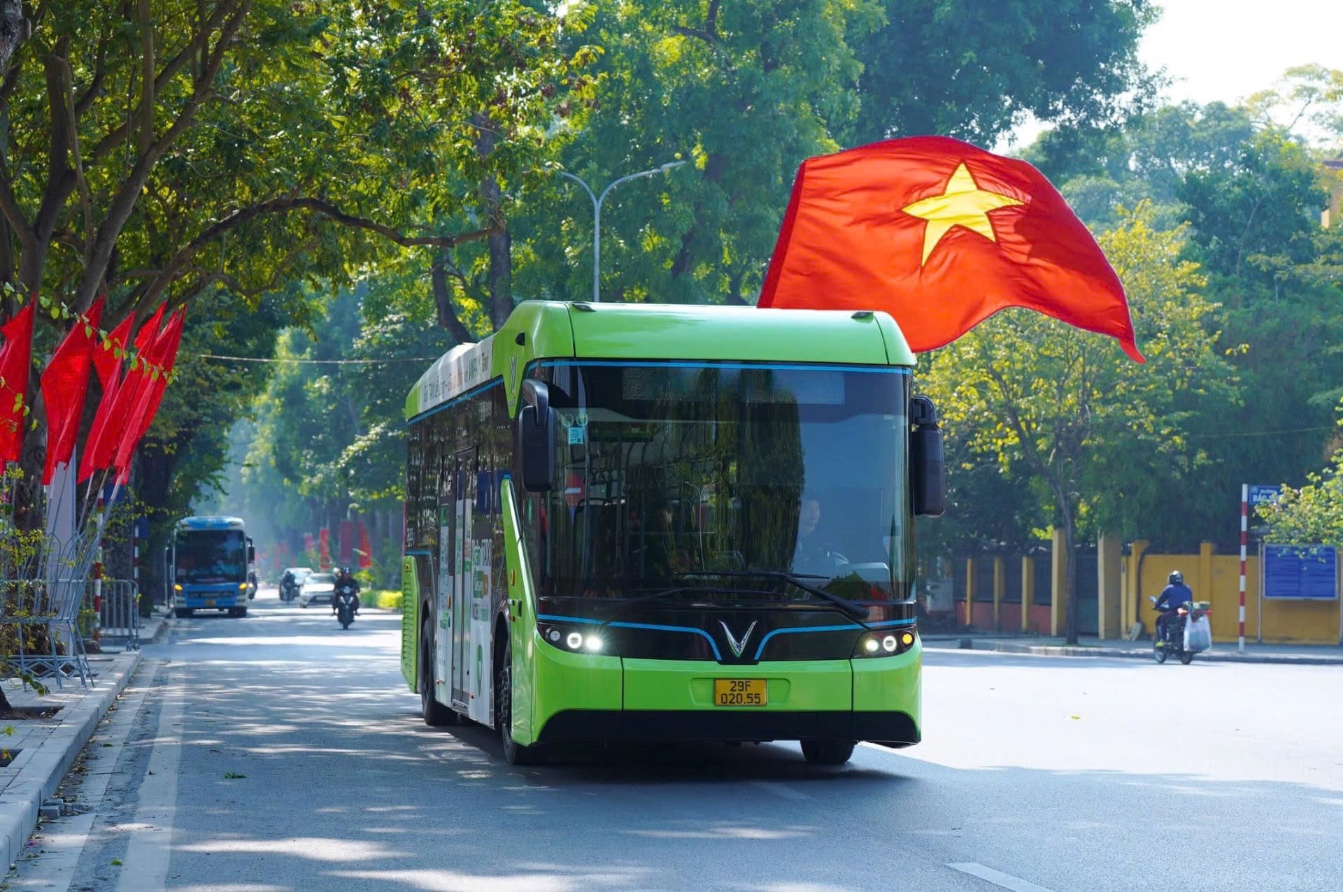 undefined 80 tuần Vingroup “phủ xanh” Việt Nam
