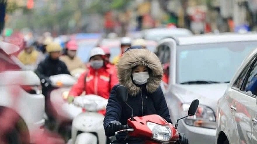 A strong cold front is hitting Northern Vietnam on January 25 and expected to grip across the north-central and central regions the following day. A strong cold front is hitting Northern Vietnam on January 25 and expected to grip across the north-central and central regions the following day.
