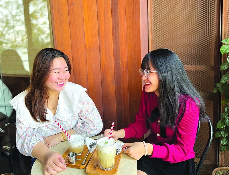 Những rung cảm về xứ sở Việt Nam Những rung cảm về xứ sở Việt Nam