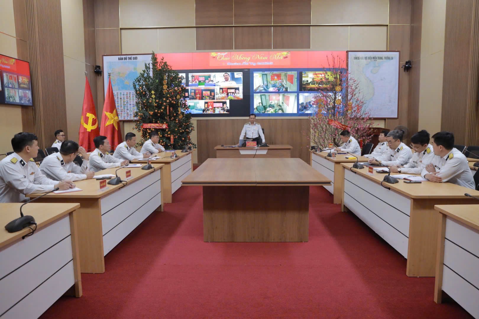 Vùng 3 Hải quân chúc Tết trực tuyến các đơn vị đang thực hiện nhiệm vụ trên biển Vùng 3 Hải quân chúc Tết trực tuyến các đơn vị đang thực hiện nhiệm vụ trên biển