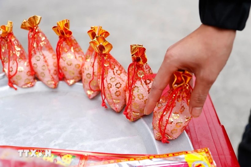 “Đầu năm mua muối, cuối năm mua vôi” - những ẩn ý của người xưa “Đầu năm mua muối, cuối năm mua vôi” - những ẩn ý của người xưa