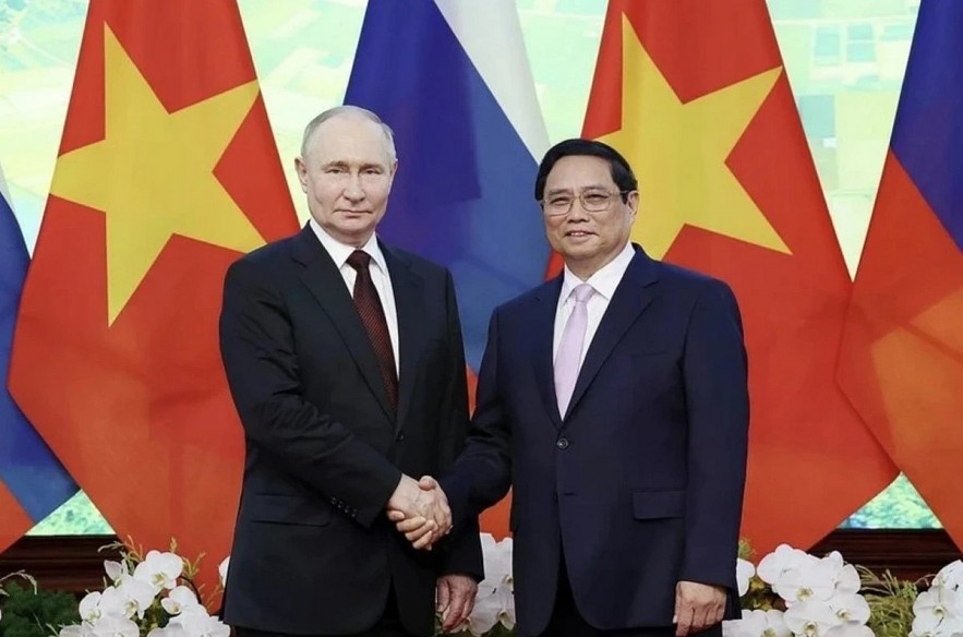 Prime Minister Pham Minh Chinh (R) meets with Russian President Vladimir Putin in Hanoi in June 2024. (Photo: VNA) Prime Minister Pham Minh Chinh (R) meets with Russian President Vladimir Putin in Hanoi in June 2024. (Photo: VNA)
