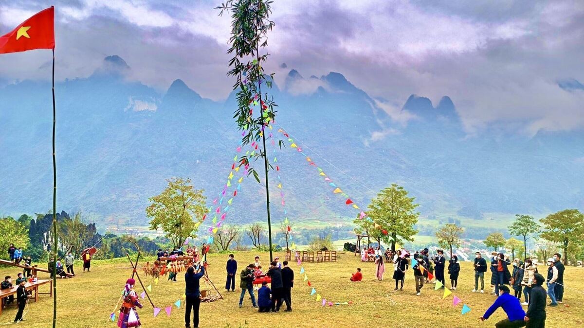 Người dân trên mọi miền đất nước vui Tết, du Xuân Du xuân ở khắp mọi miền đất nước