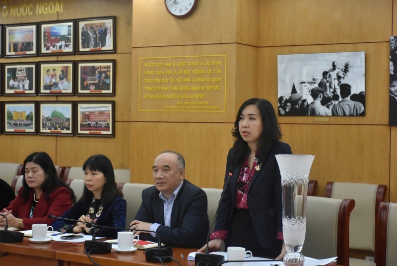 Vietnamese Community in Czech Republic: Model of Solidarity and Integration Vietnamese Community in Czech Republic: Model of Solidarity and Integration