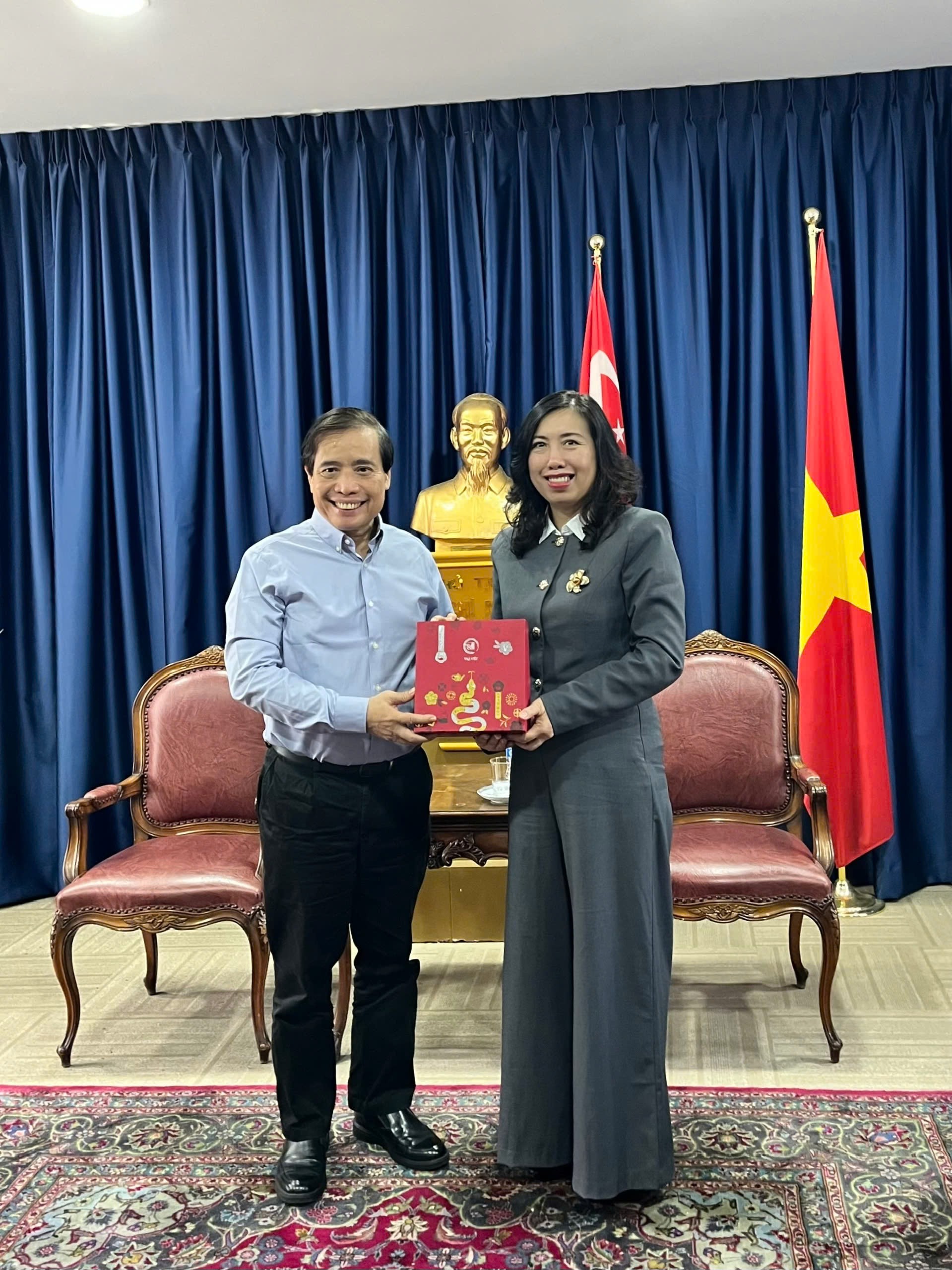 Ghi nhận những đóng góp của cộng đồng người Việt đối với Singapore Ghi nhận những đóng góp của cộng đồng người Việt đối với Singapore