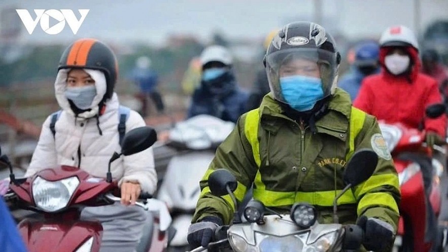People are advised to put on warm clothes to protect their health if they want to venture out. People are advised to put on warm clothes to protect their health if they want to venture out.
