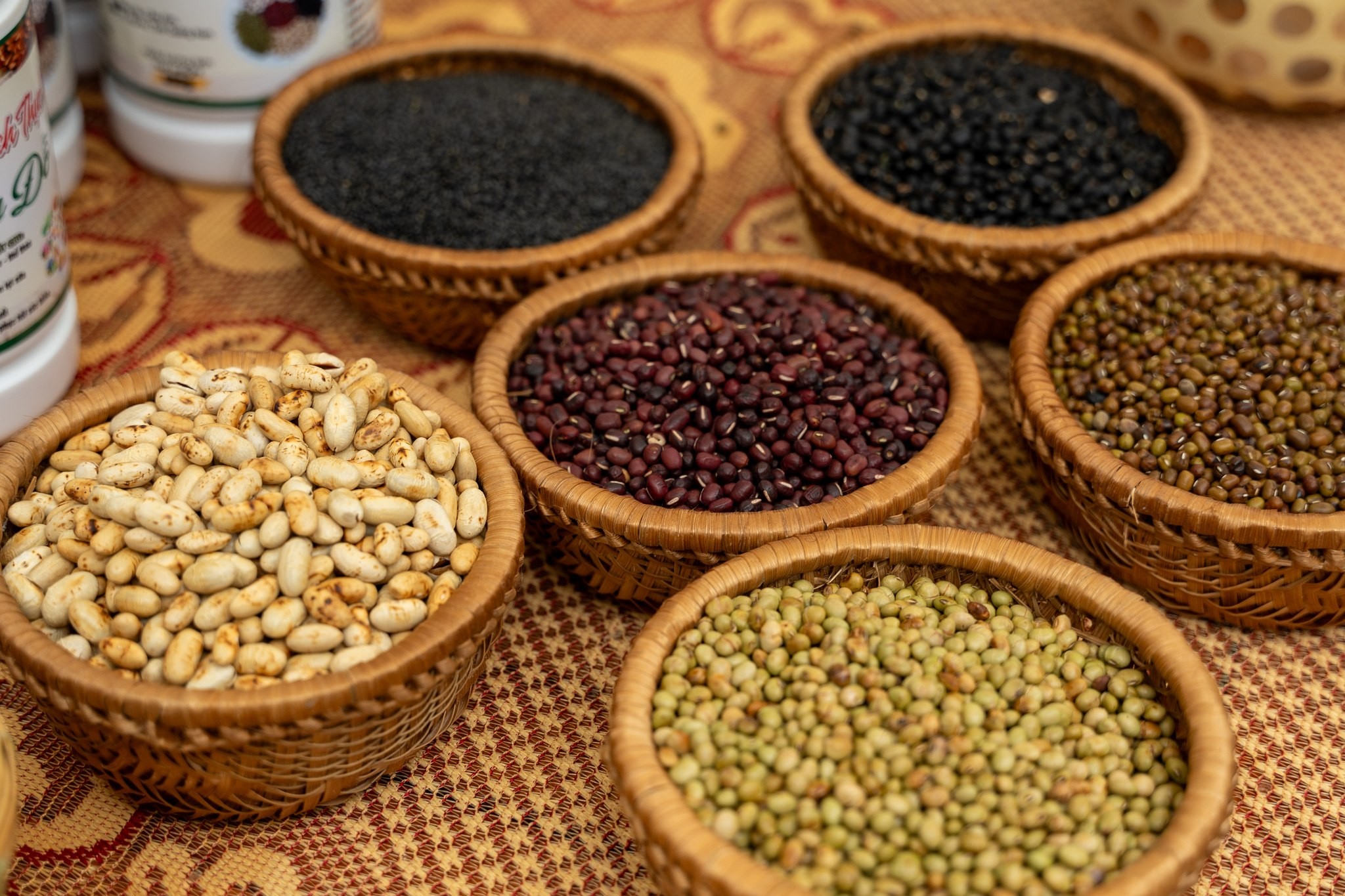 năm nay hoạt động tái hiện Chợ quê Kim Bồng lần đầu tiên được giới thiệu đến công chúng. Theo Ban tổ chức, thời gian tới đây sẽ là hoạt động định kỳ hàng tháng, hứa hẹn mang đến sản phẩm du lịch mới, thu hút du khách đồng thời quảng bá sản phẩm nông nghiệp sạch Cẩm Kim đến với thị trường Hội An và các vùng lân cận. Phiên chợ quê Kim Bồng chỉ dùng những bao bì, vật dụng thân thiện với môi trường, tạo nên không gian chợ xưa, mang đến trải nghiệm tham quan và khám phá làng quê Kim Bồng theo hướng phát triển xanh và bền vững.