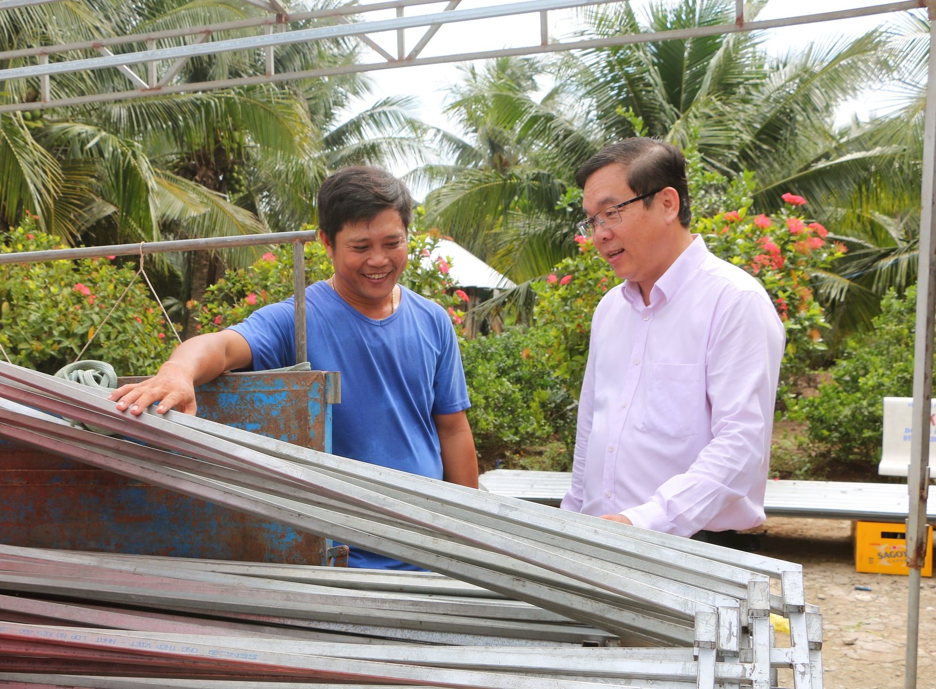 Gia đình anh Trần Văn Cường (xã Đại Ân 1, huyện Cù Lao Dung, tỉnh Sóc Trăng) được Ngân hàng Chính sách xã hội cho vay vốn để phát triển kinh tế.