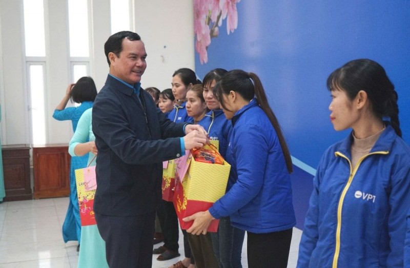 Công đoàn Việt Nam: Lần đầu tiên vinh danh 95 đảng viên là công nhân lao động xuất sắc Công đoàn Việt Nam: Lần đầu tiên vinh danh 95 đảng viên là công nhân lao động xuất sắc