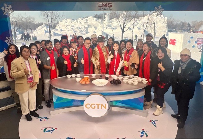 Đoàn thể thao các nước châu Á vui đón năm Ất Tỵ tại “thành phố băng tuyết” Đoàn thể thao các nước châu Á vui đón năm Ất Tỵ tại “thành phố băng tuyết”