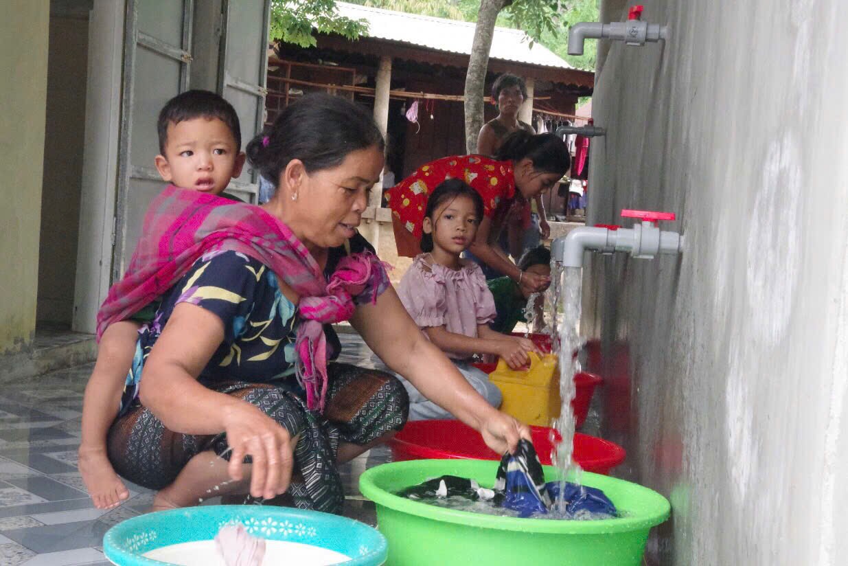 Điểm tựa nơi biên giới Việt - Lào Điểm tựa nơi biên giới Việt - Lào